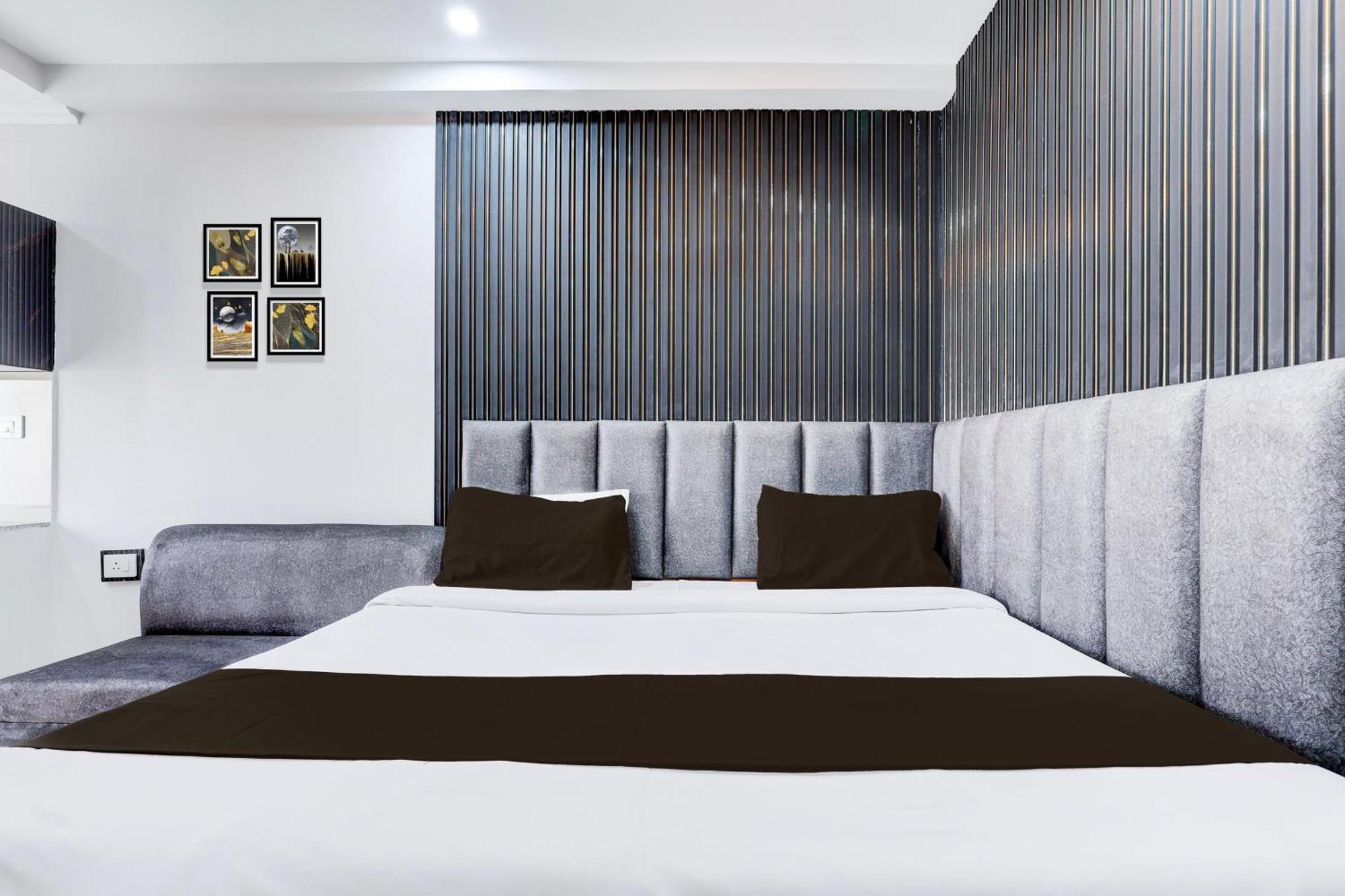 Hotel O Rm Homes Гургаон Экстерьер фото