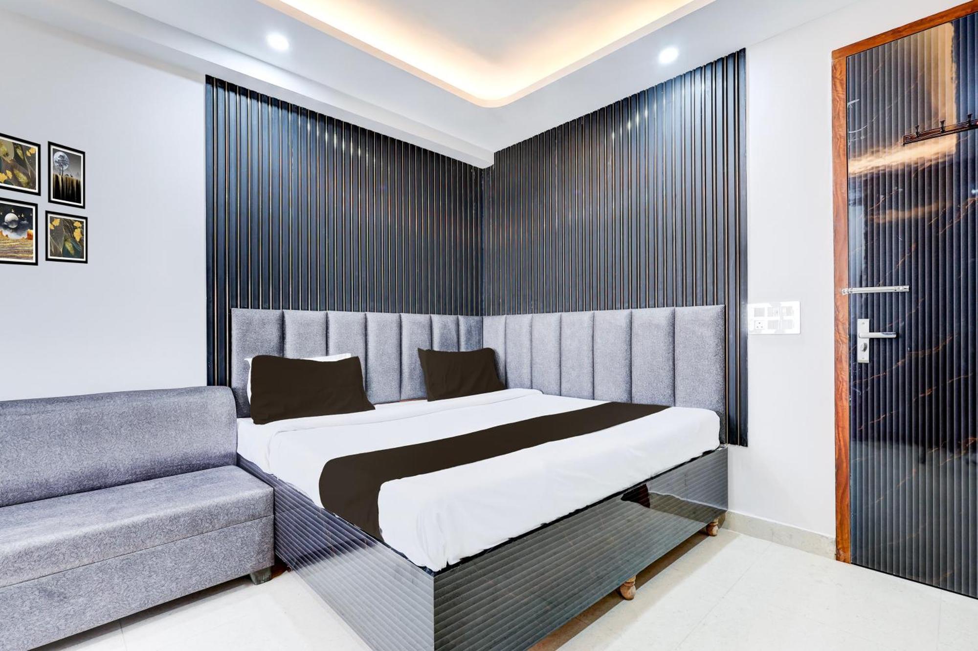 Hotel O Rm Homes Гургаон Экстерьер фото