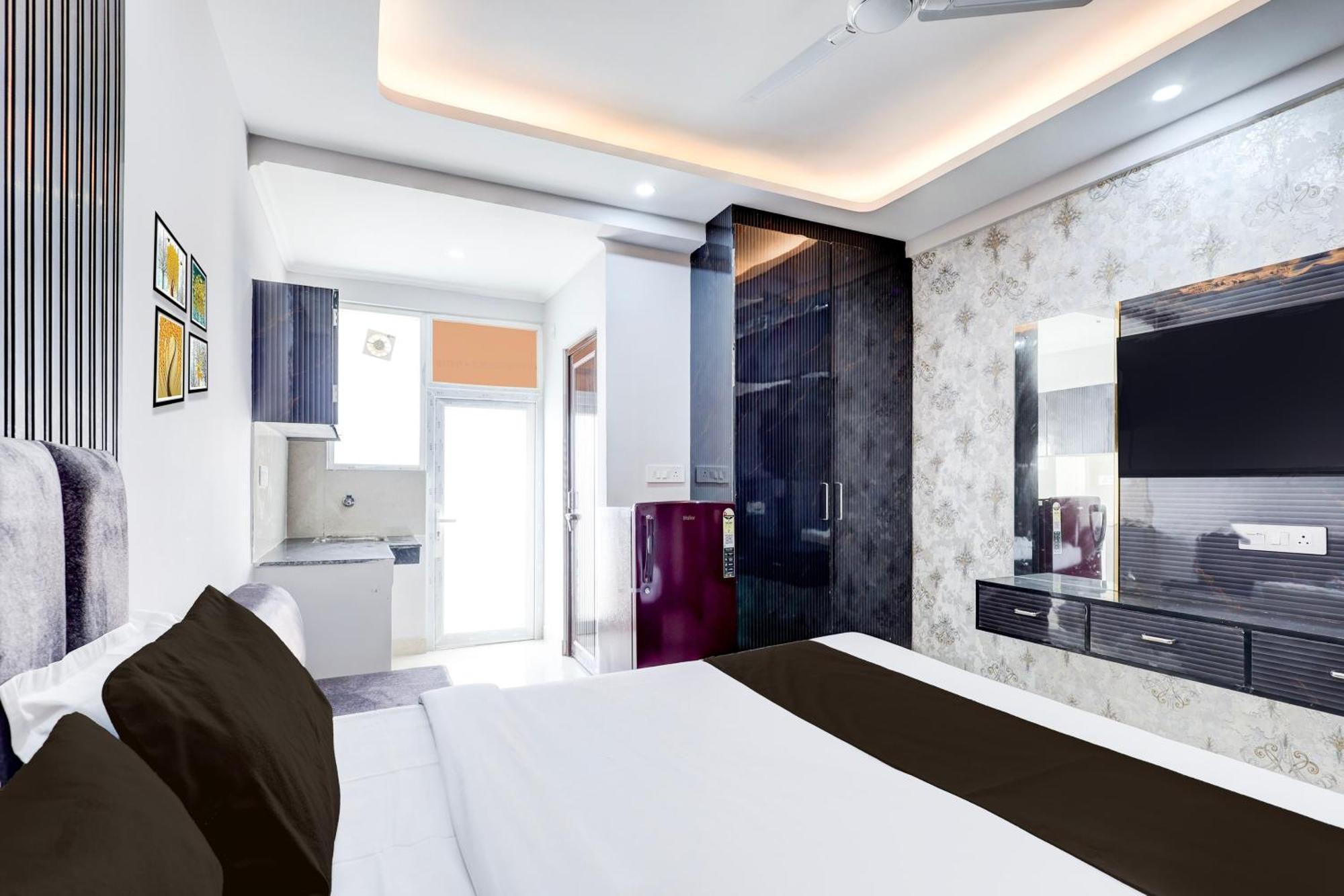 Hotel O Rm Homes Гургаон Экстерьер фото