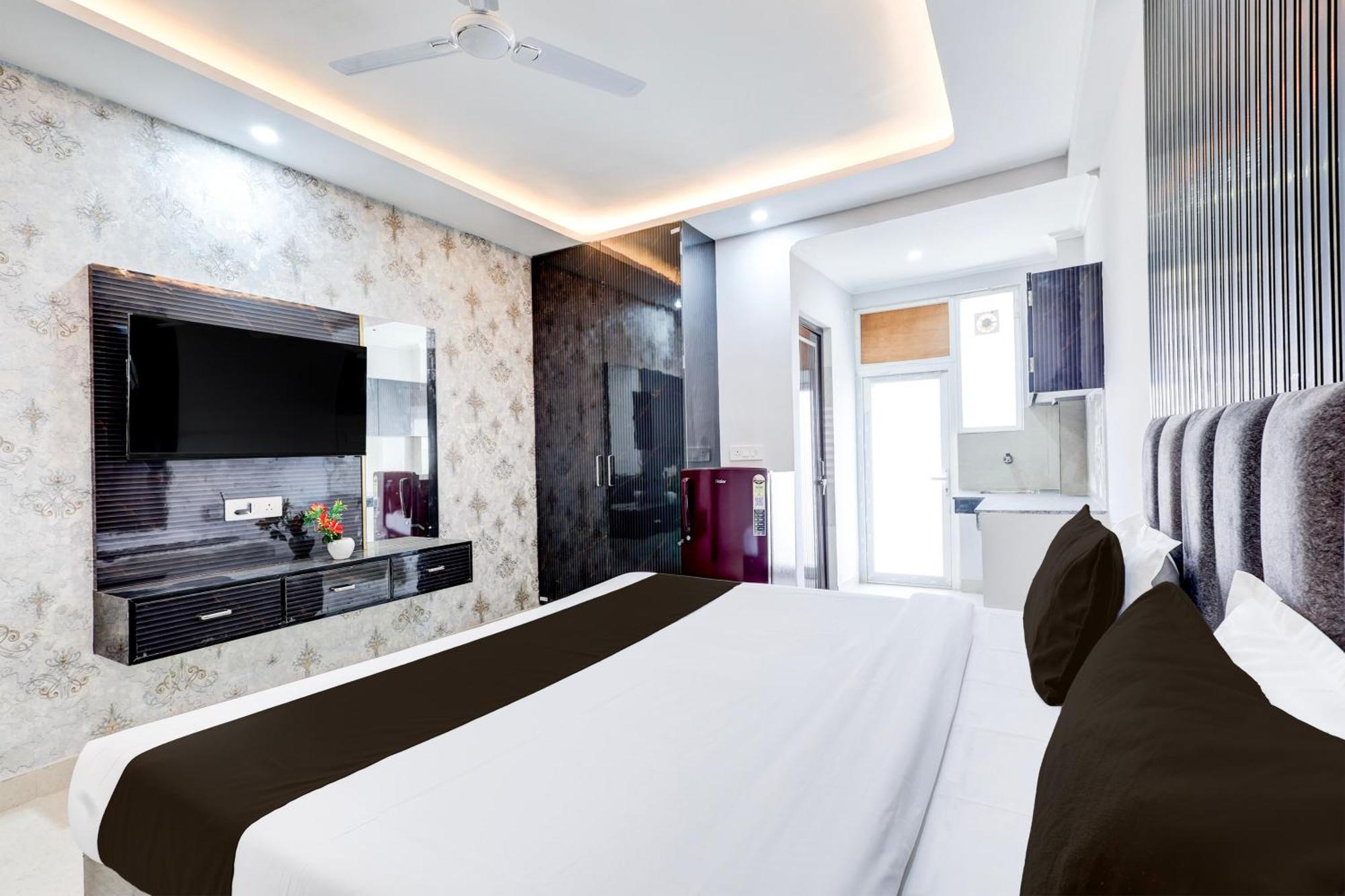 Hotel O Rm Homes Гургаон Экстерьер фото
